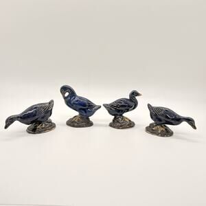Vintage Chinese Ceramic Ducks Miniature Set of 4 Export Figurine Handpainted 2"+